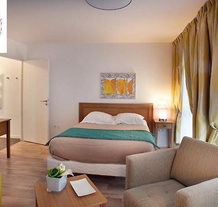 Domitys Les Lanternes Bleues Aparthotel La Ciotat Kültér fotó